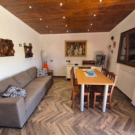 Villa Fiore - Piscina E Idromassaggio Itri Esterno foto