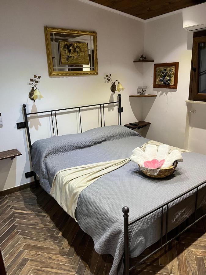 Villa Fiore - Piscina E Idromassaggio Itri Esterno foto